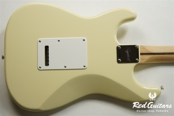 AFFINITY SERIES STRATOCASTER - Olympic White